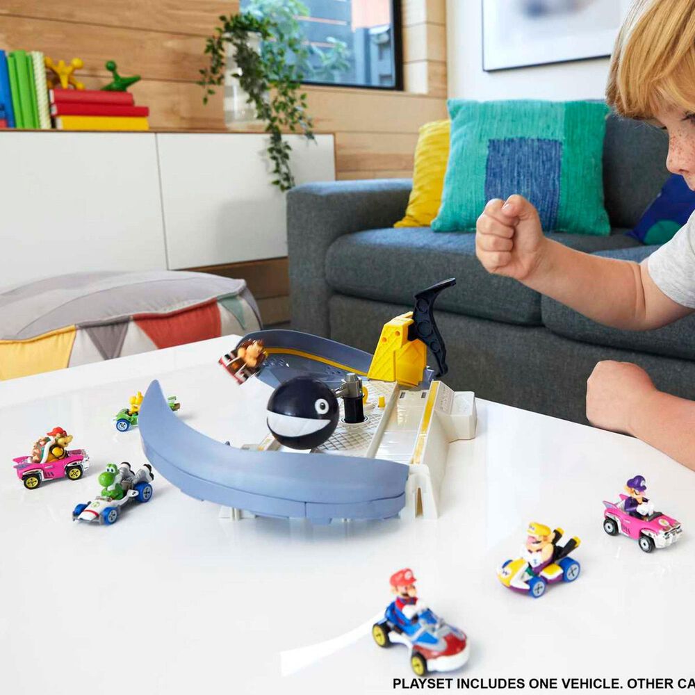 Hot Wheels Mario Kart Chain Chomp Track Set in Multicolor, , large