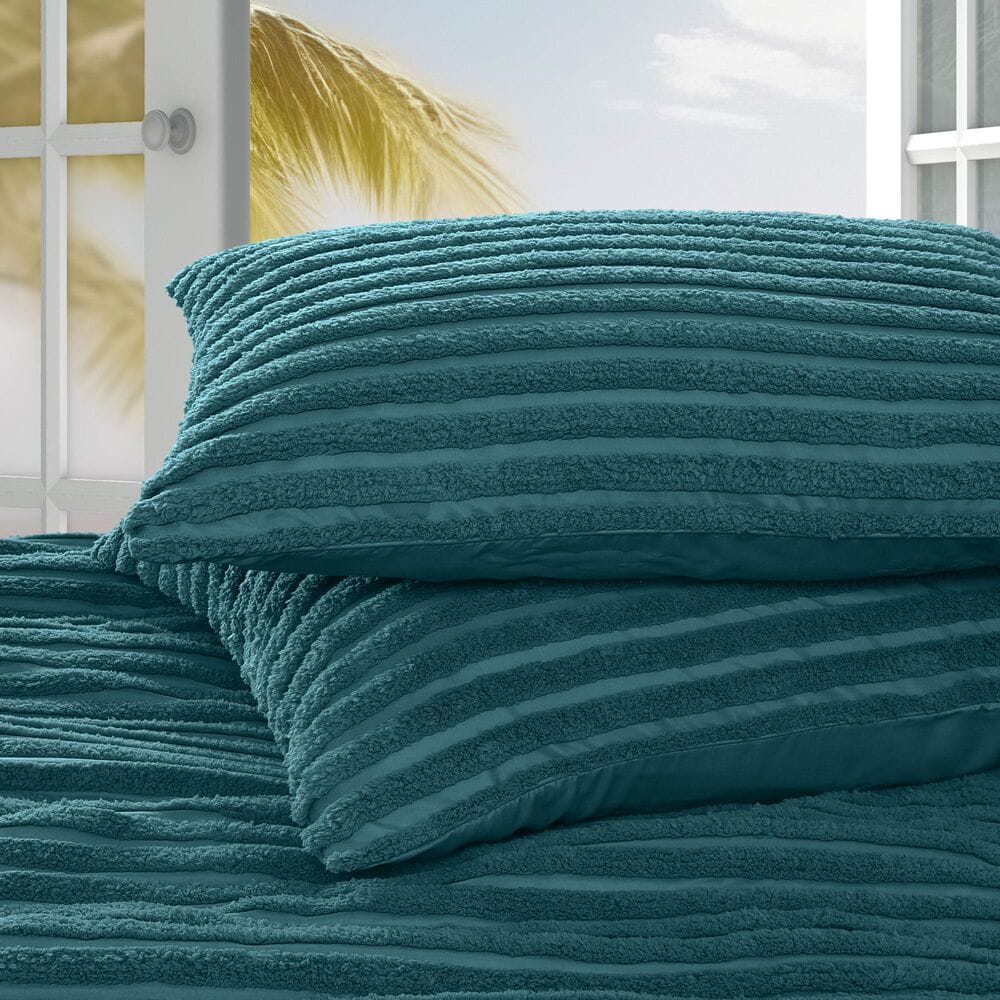 J. Queen New York Darby 2-Piece Twin/Twin XL Comforter Set in Teal, , large