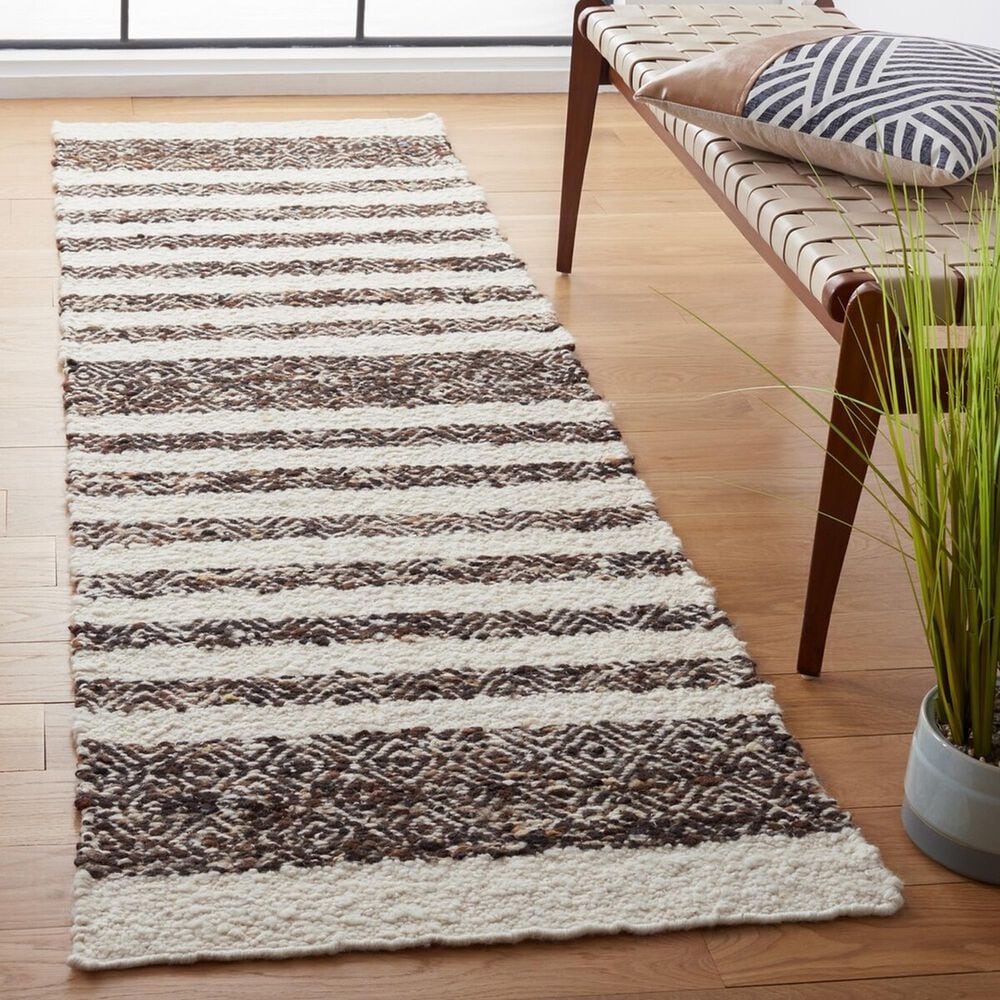 Safavieh Natura NAT329Z 2&#39;3&quot; x 8&#39; Black and Ivory Runner, , large