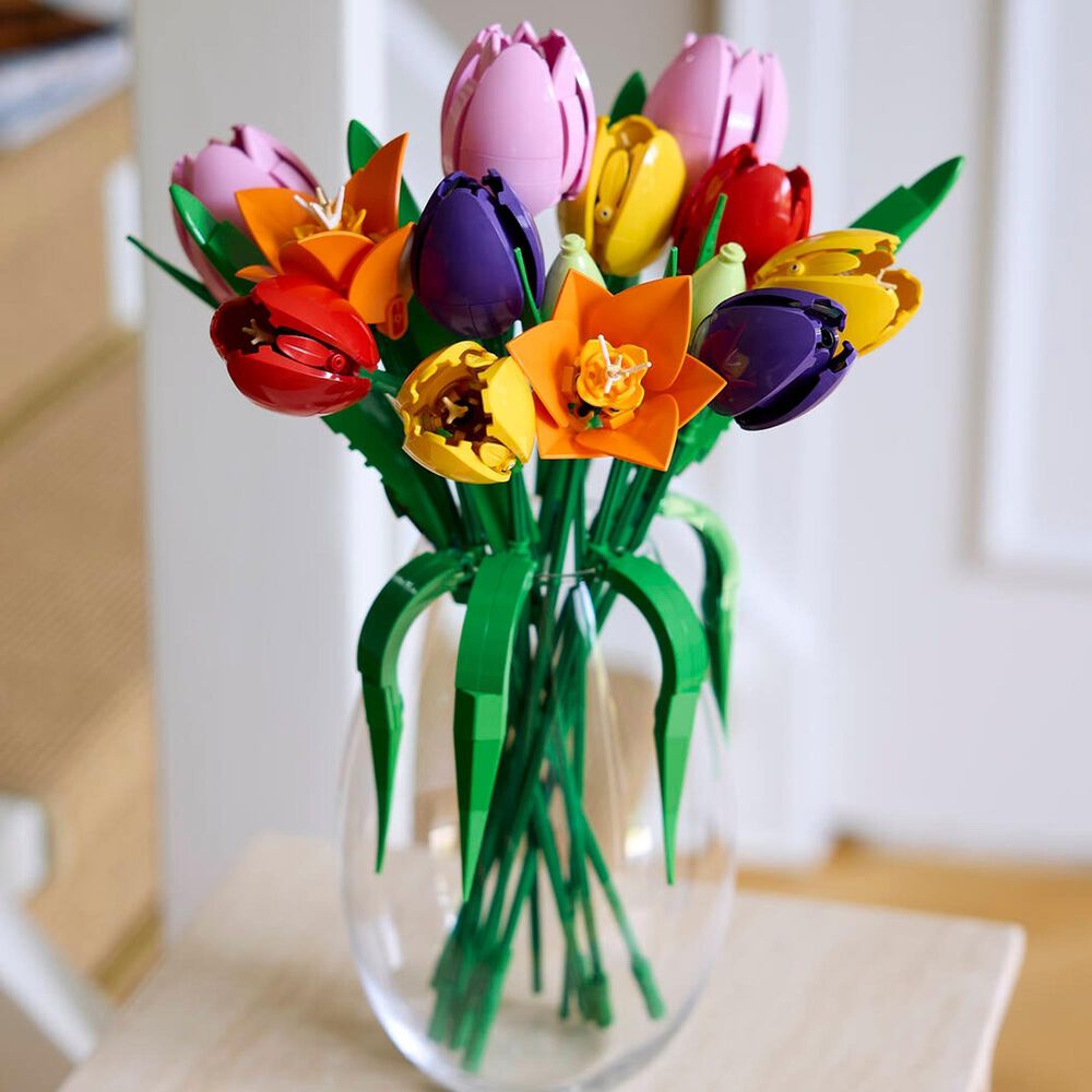 LEGO Botanicals Tulip Bouquet Building Set, , large