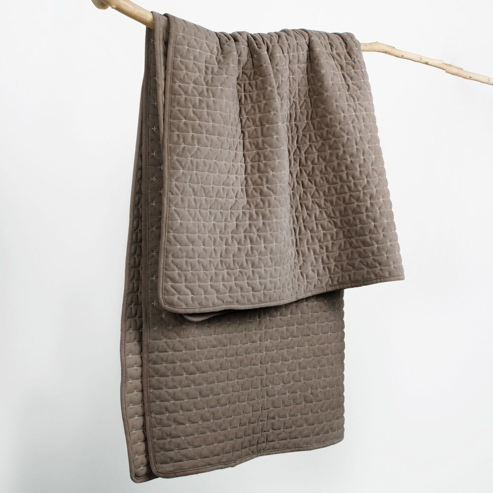 Levtex Velvet Stitch 50" x 60" Quilted Throw in Cocoa, , large