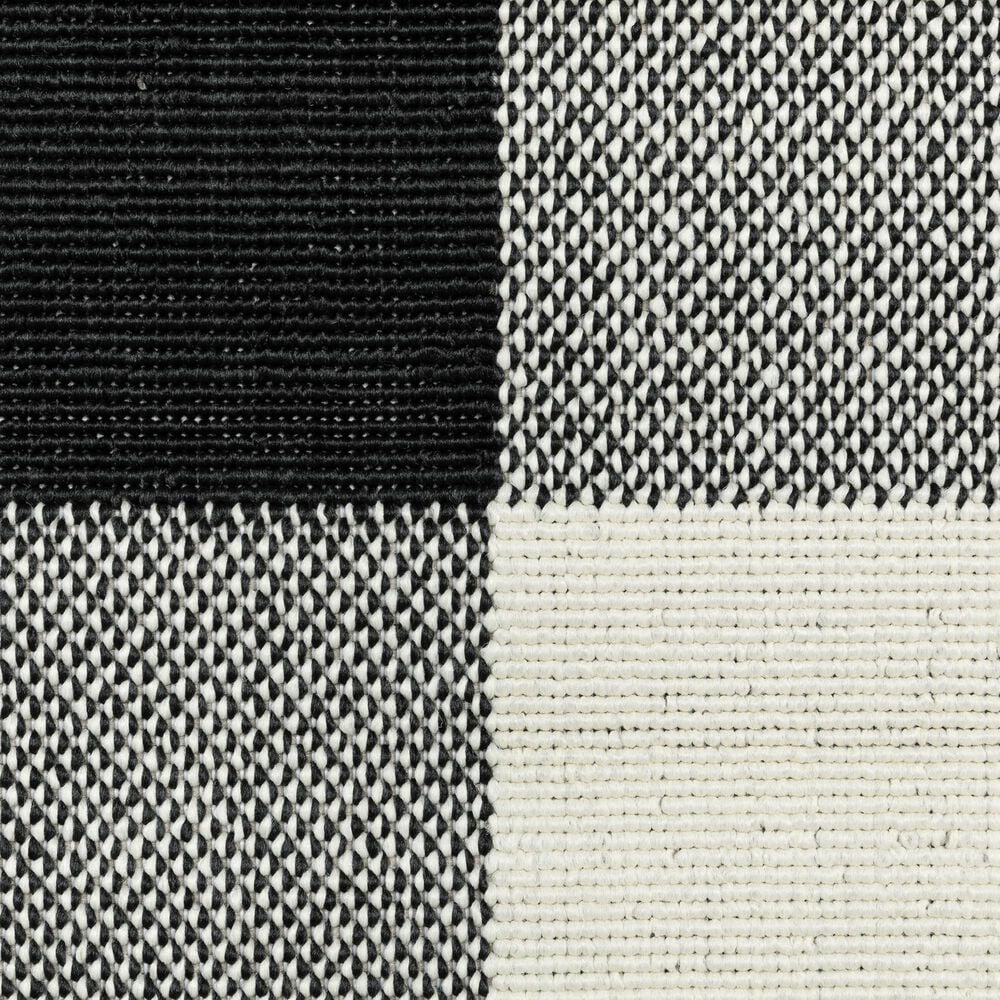 Oriental Weavers Marina Black and Ivory 7&#39;10&quot; x 10&#39;10&quot; Indoor/Outdoor Area Rug, , large