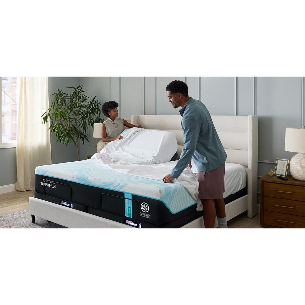 Tempur-Pedic LuxeBreeze 2.0 Medium Hybrid Flex Head King Mattress with 2 Twin XL Ergo ProSmart Adjustable Bases, , large