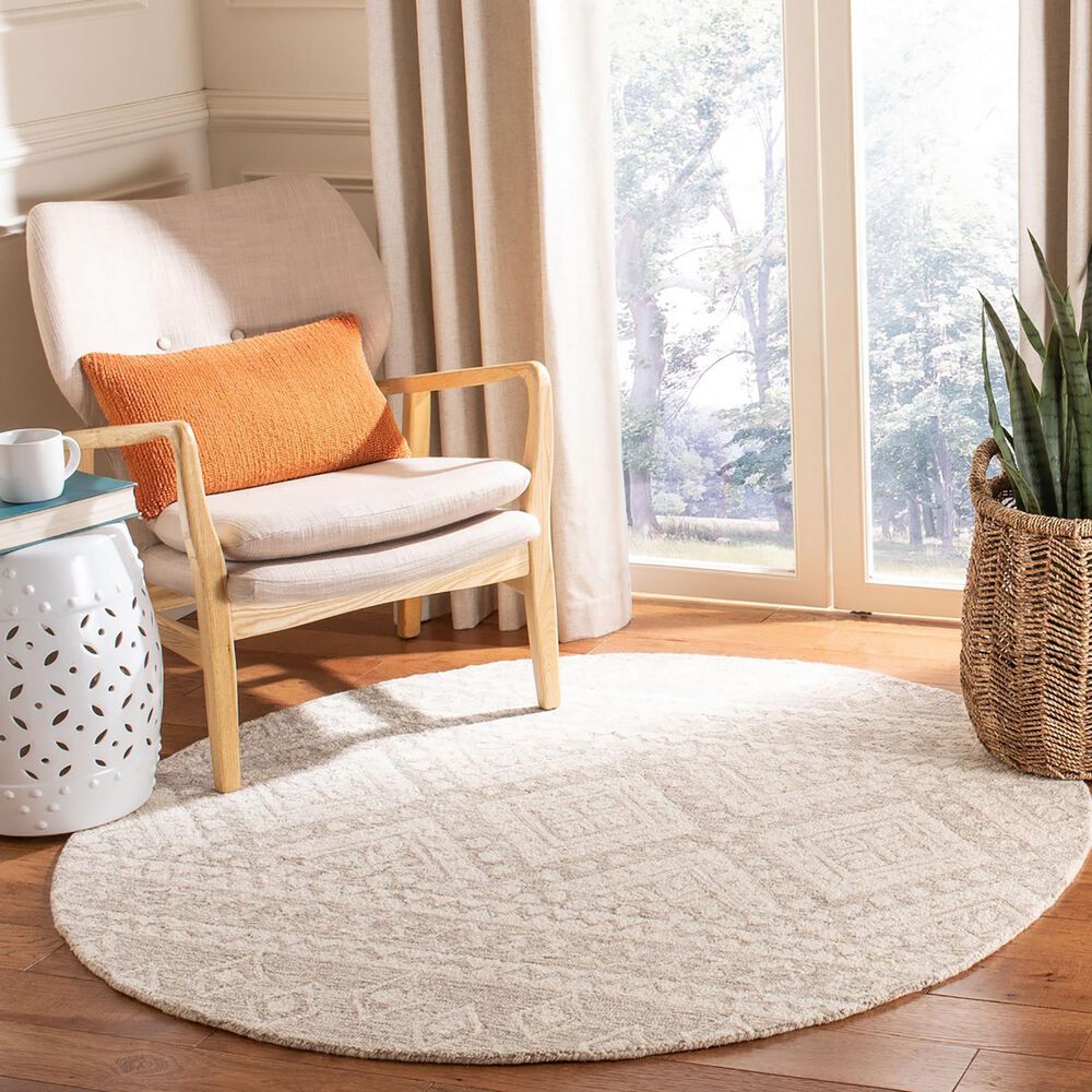 Safavieh Micro-Loop Southwestern 5&#39; Round Beige and Ivory Area Rug, , large