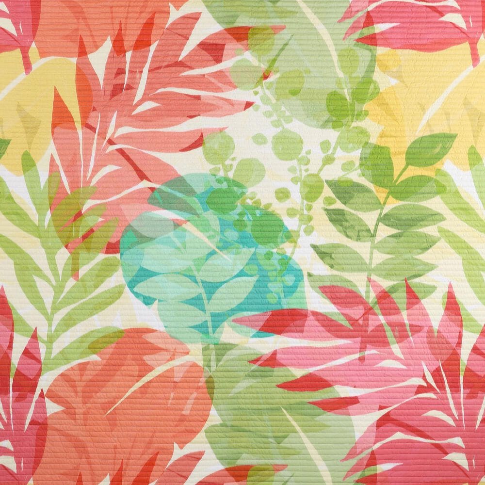 J. Queen Bold Tiki 3-Piece Full/Queen Quilt Set in Fuchsia, , large