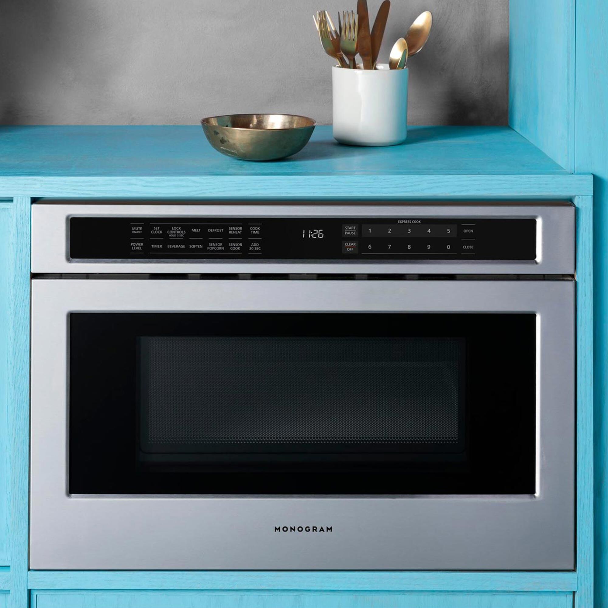 Monogram microwave store trim kit
