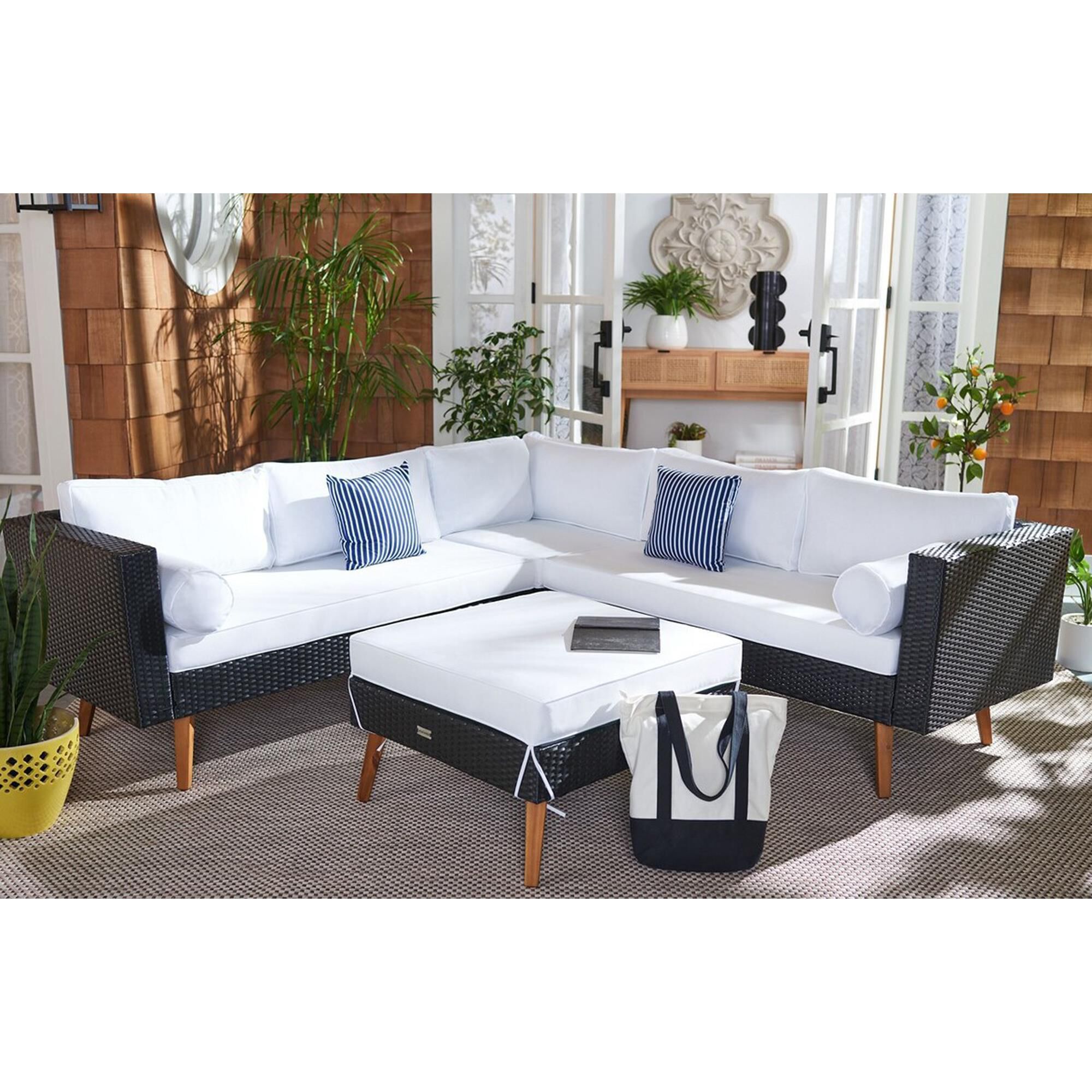 Safavieh Lynwood Patio Sectional in Black NFM