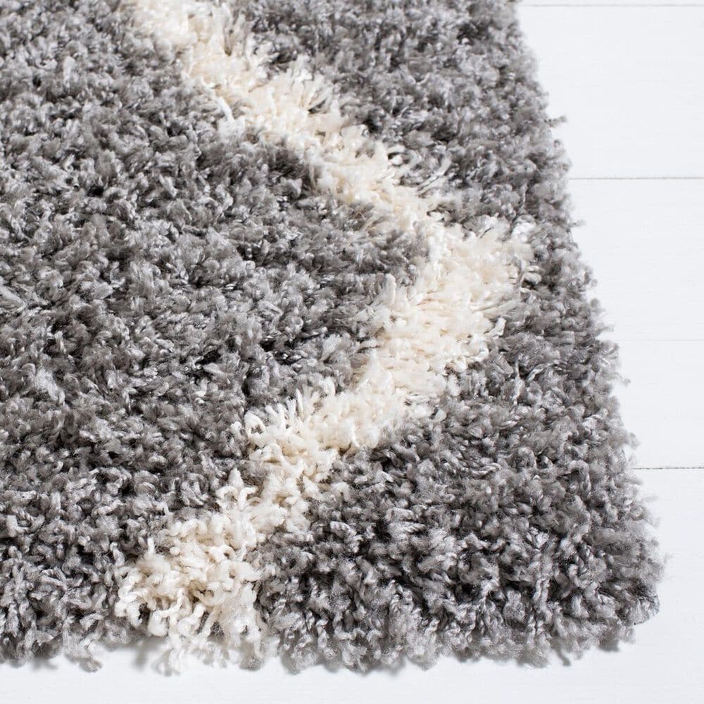 Safavieh Venus Shag Chevron 4&#39; x 6&#39; Grey and Ivory Area Rug, , large