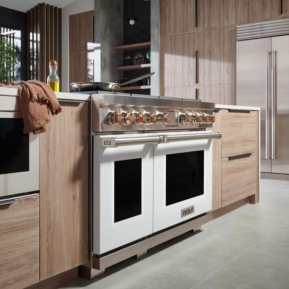 Wolf Appliances 7.8 Cu. Ft. Natural Gas Range with 6 Burners and Infrared Charbroiler in White, , large