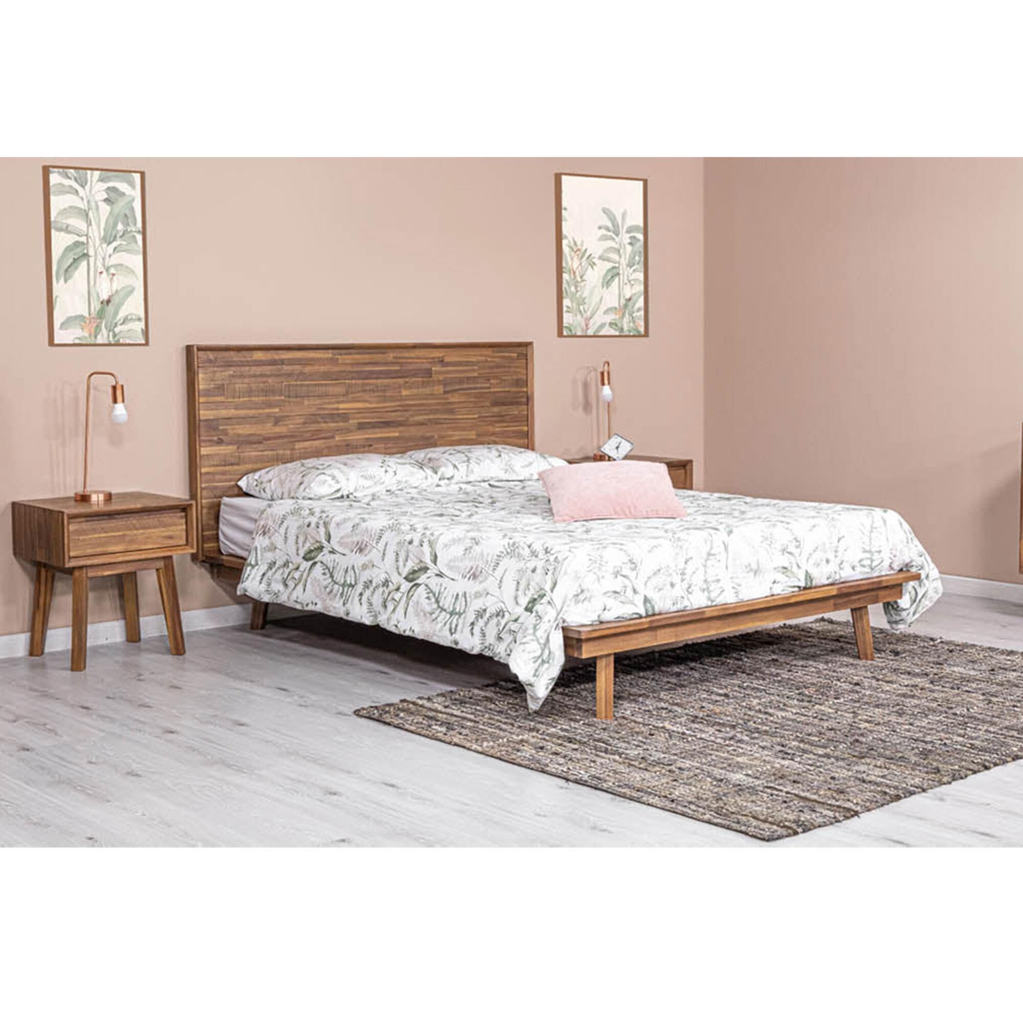 37B Gia Queen Platform Bed in Warm Pecan