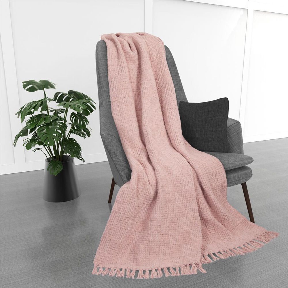 Trade Linker 50" x 70" Chenille Polyester Fringed Basket Throw in Blush, , large