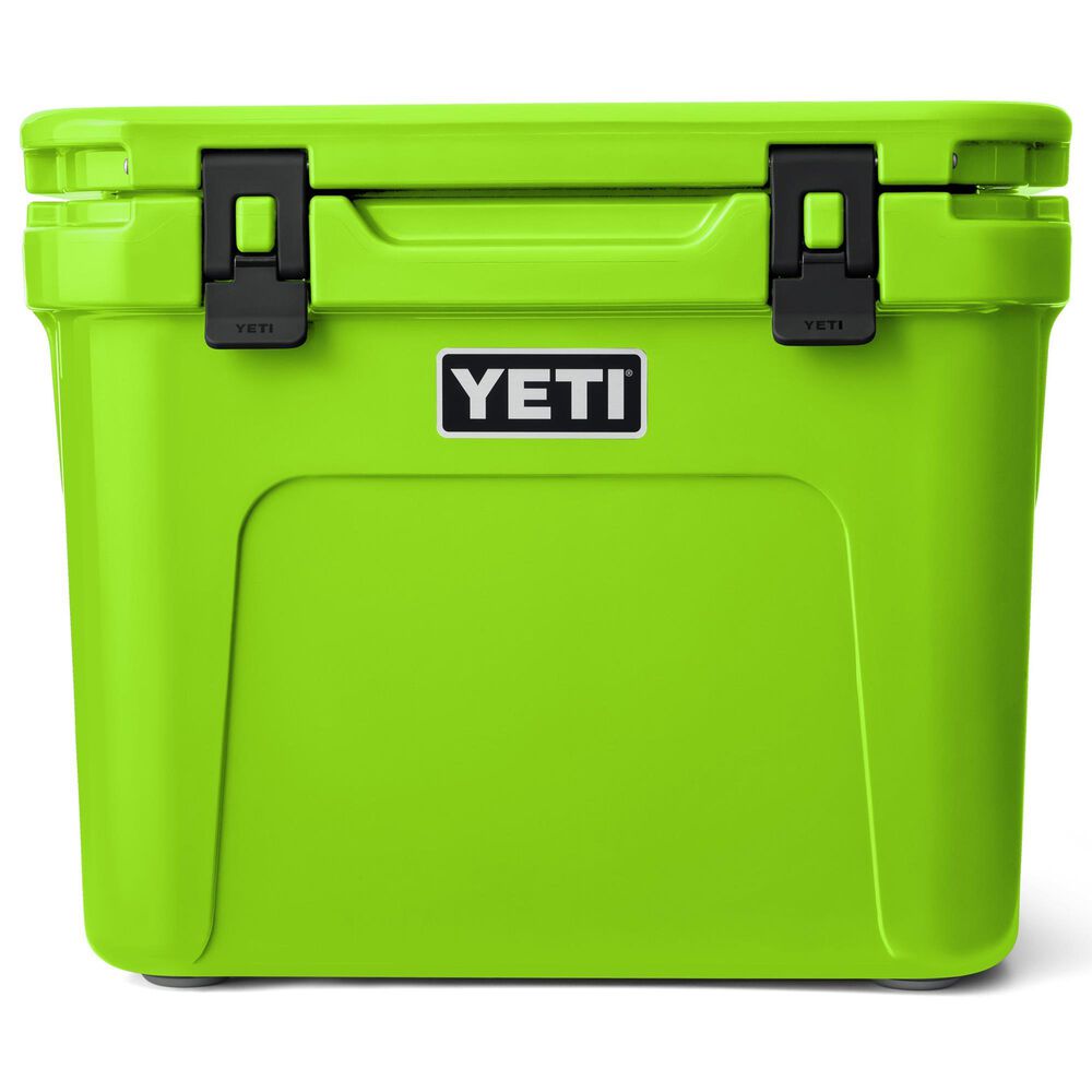 YETI Roadie 32 Wheeled Cooler in Venom, , large