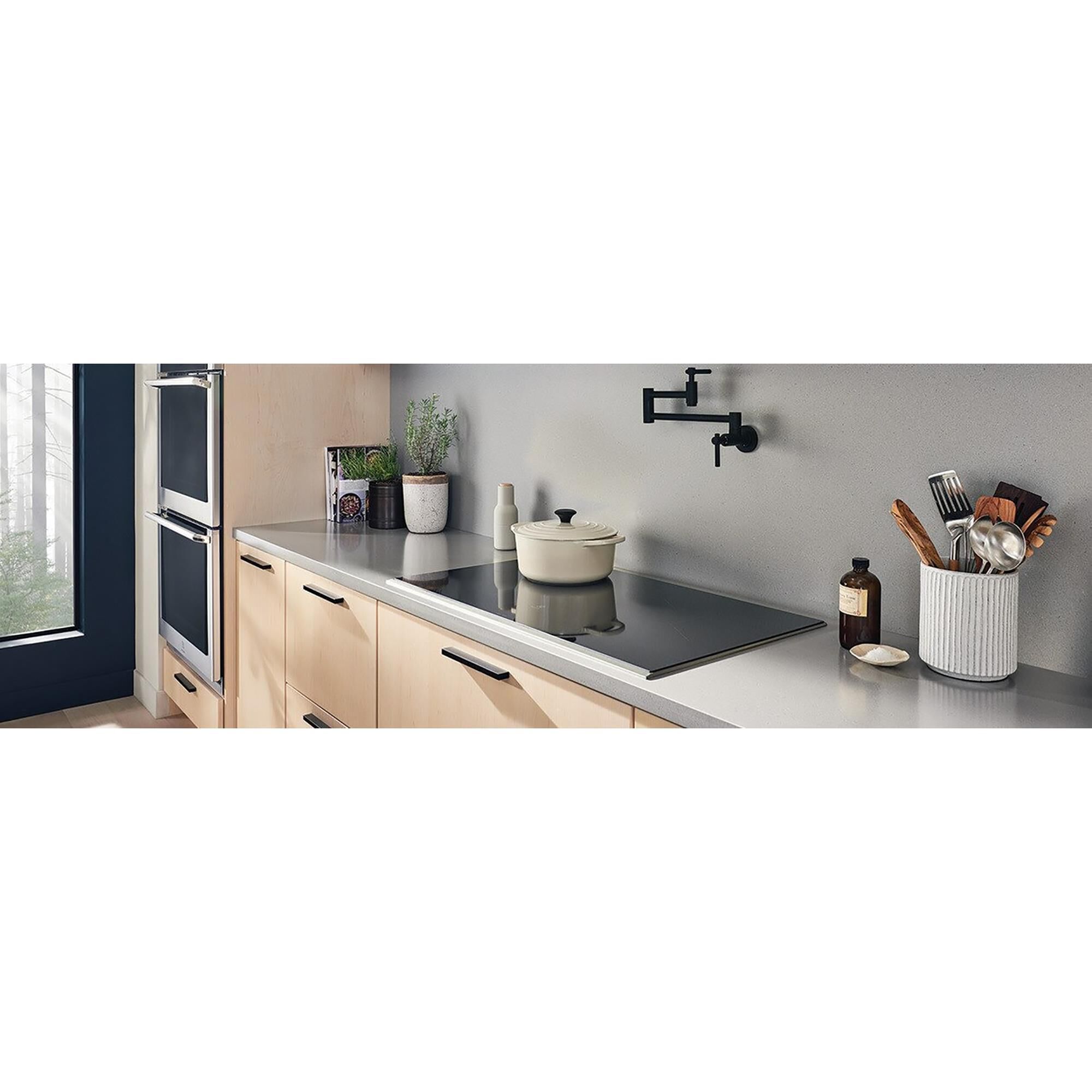 Electrolux 36'' Induction Cooktop with Precise Temperature Control