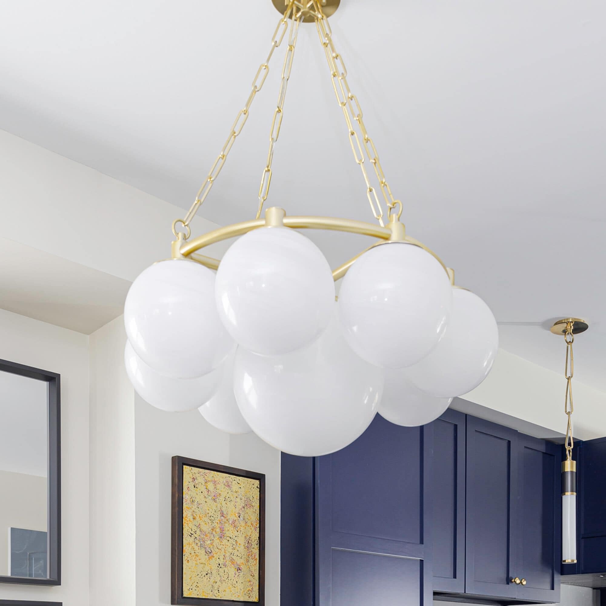 Hudson Valley Lighting Thornwood 9-Light Chandelier in Aged Brass