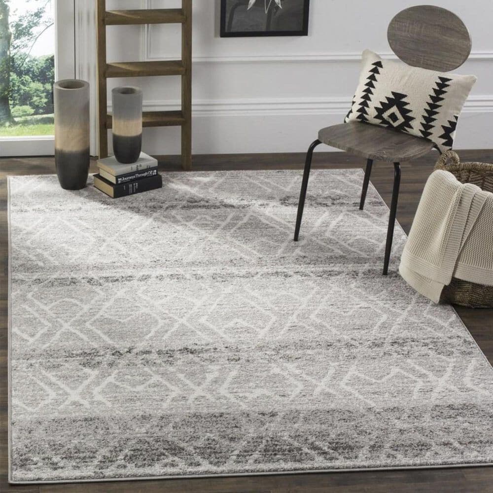 Safavieh Adirondack ADR124B 4" x 6" Silver and Ivory Area Rug, , large