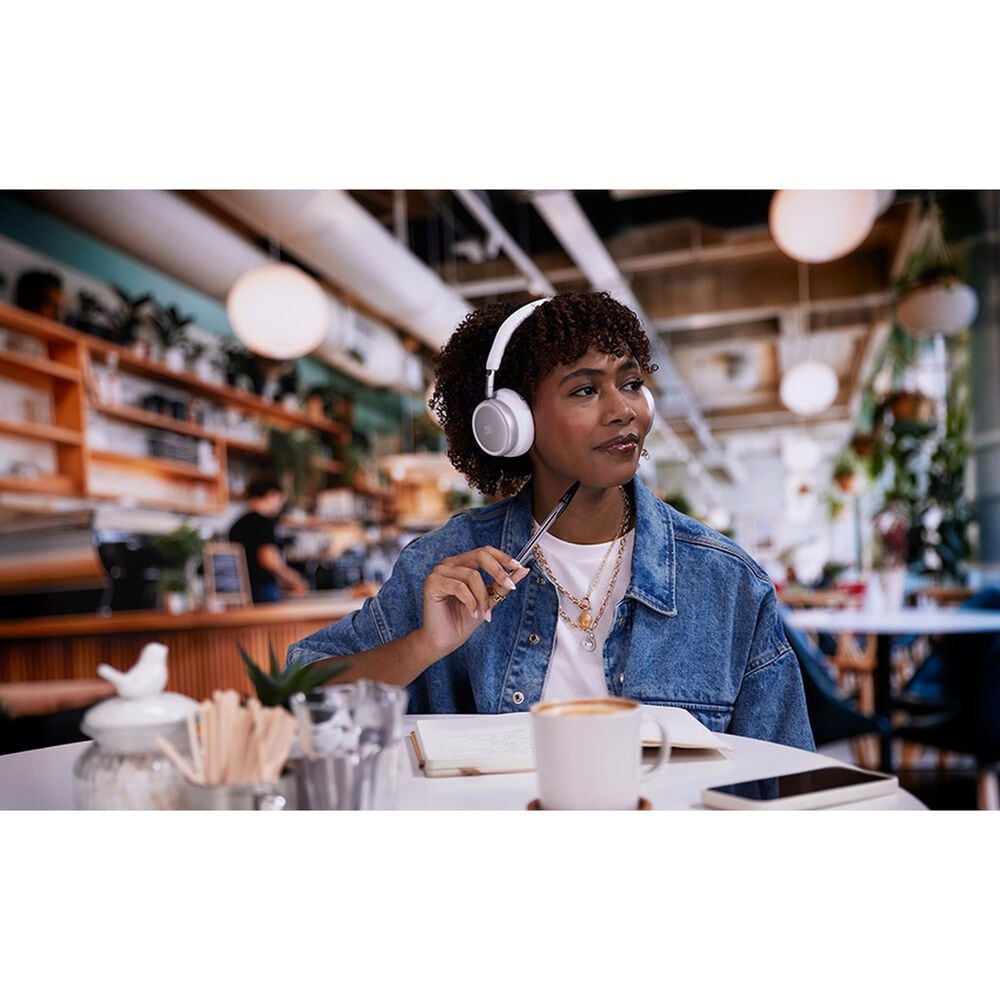 JBL Live Series Wireless Noise-Canceling On-Ear Headphones in White, , large