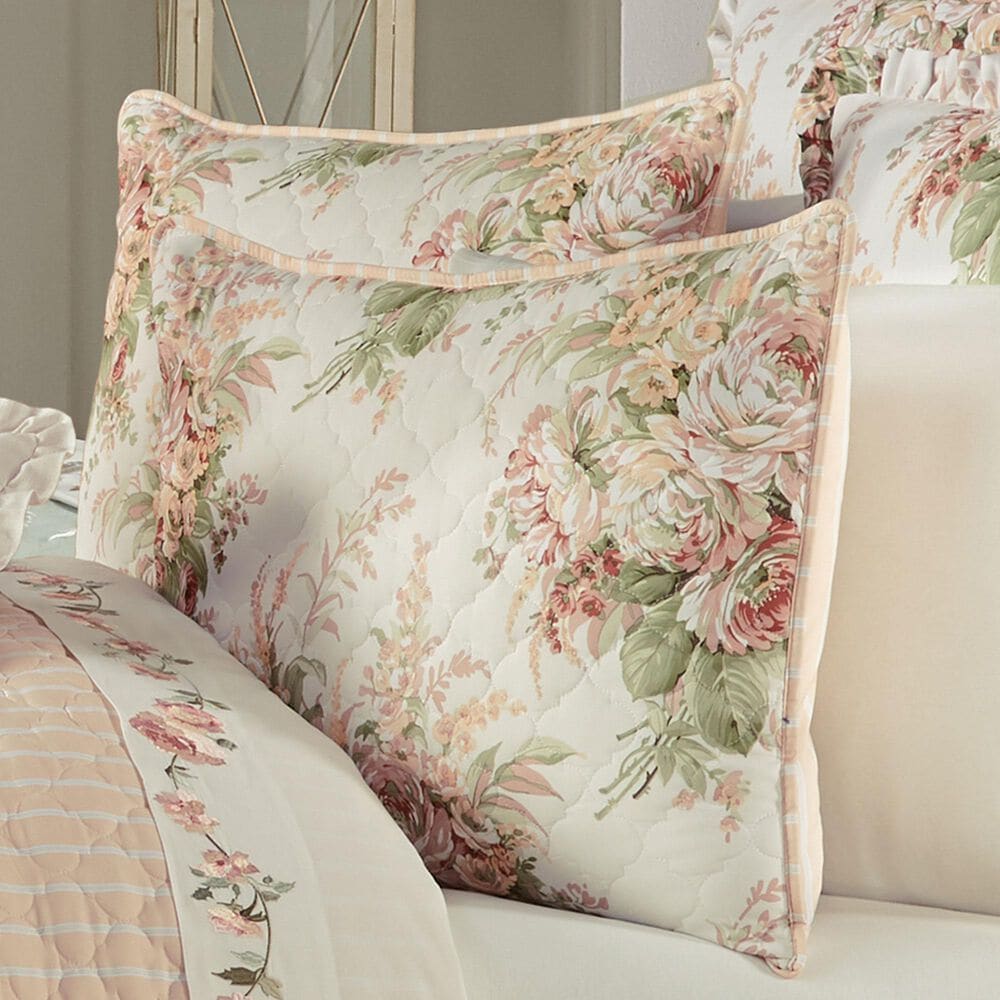 J. Queen New York Estelle 3-Piece Full/Queen Quilt Set in Coral, , large