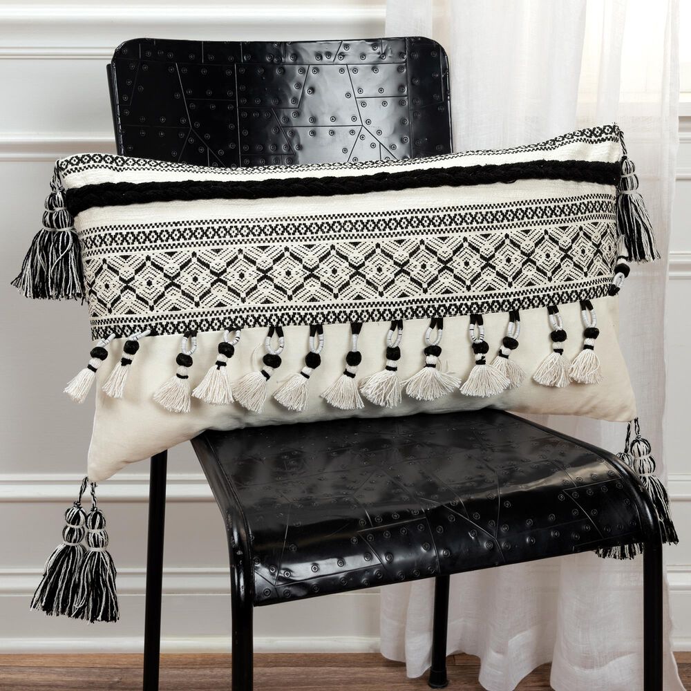 Rizzy Home Geometric 14" x 26" Pillow Cover in Ivory/Black, , large