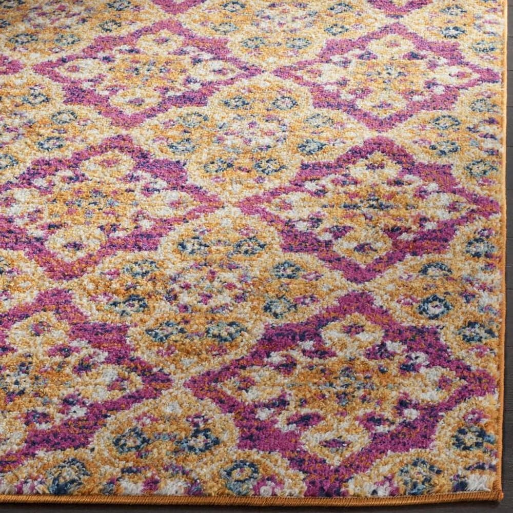 Safavieh Madison MAD605A 5&#39;1&quot; x 7&#39;6&quot; Fuchsia and Gold Area Rug, , large