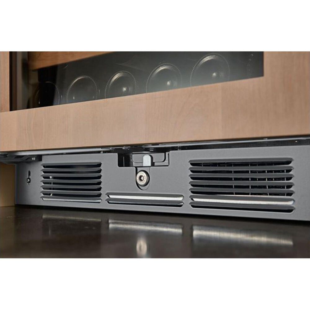 Roth Distributing Undercounter Kick Plate in Silver, , large