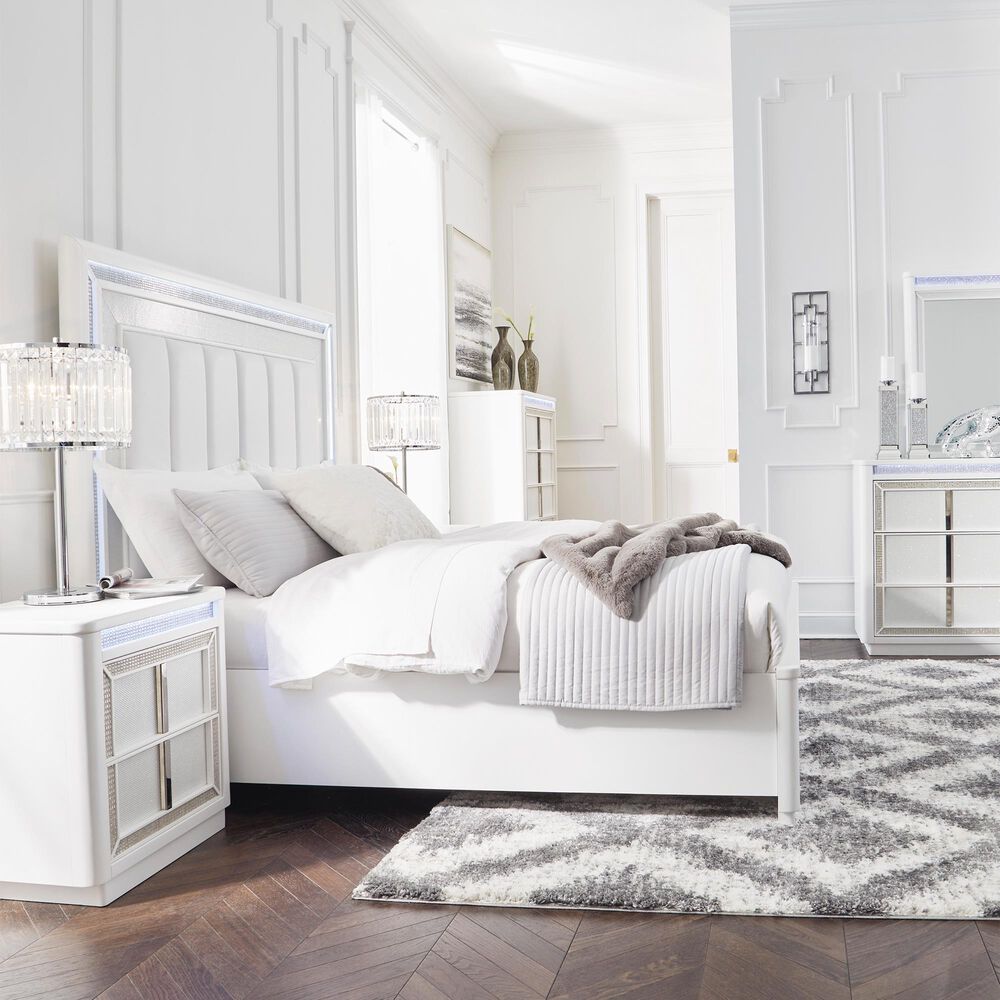 Millenium Chalanna 3-Piece King Bedroom Set in White Lacquer, , large