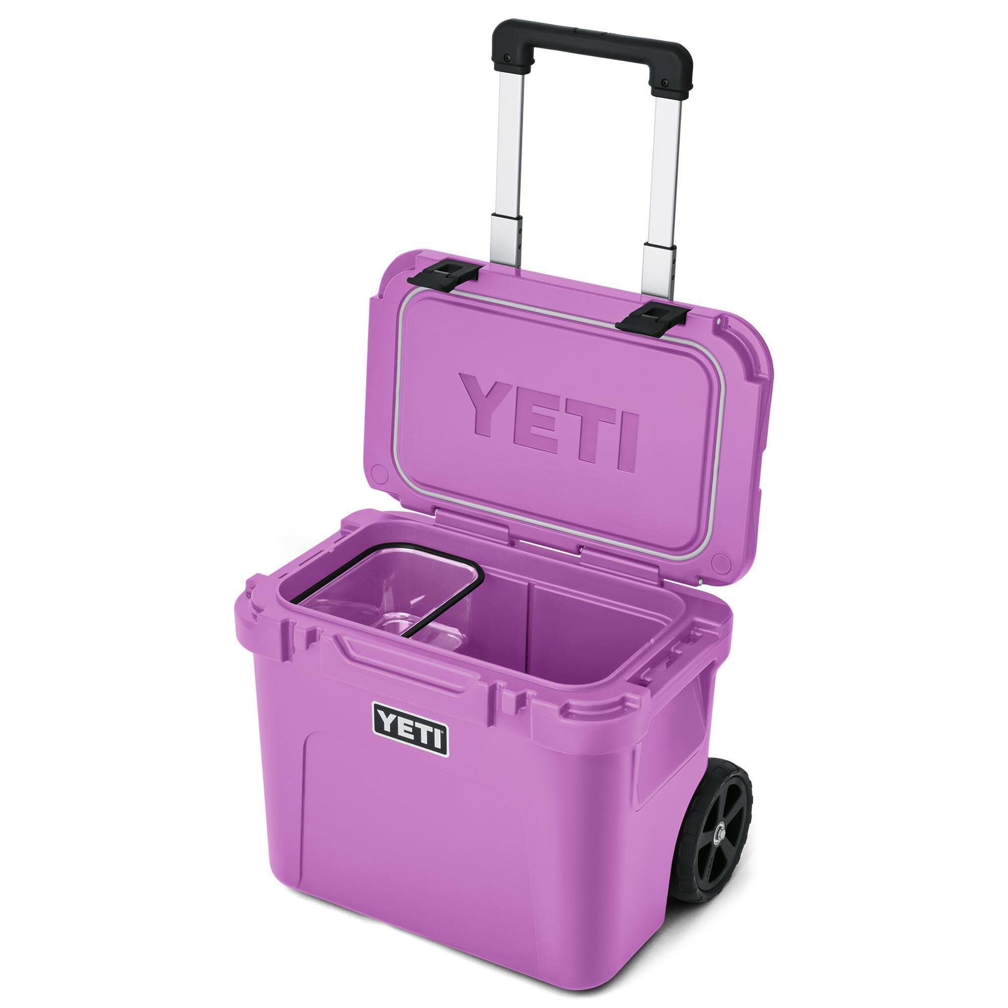 YETI Roadie 32 Wheeled Cooler in Desert Bloom