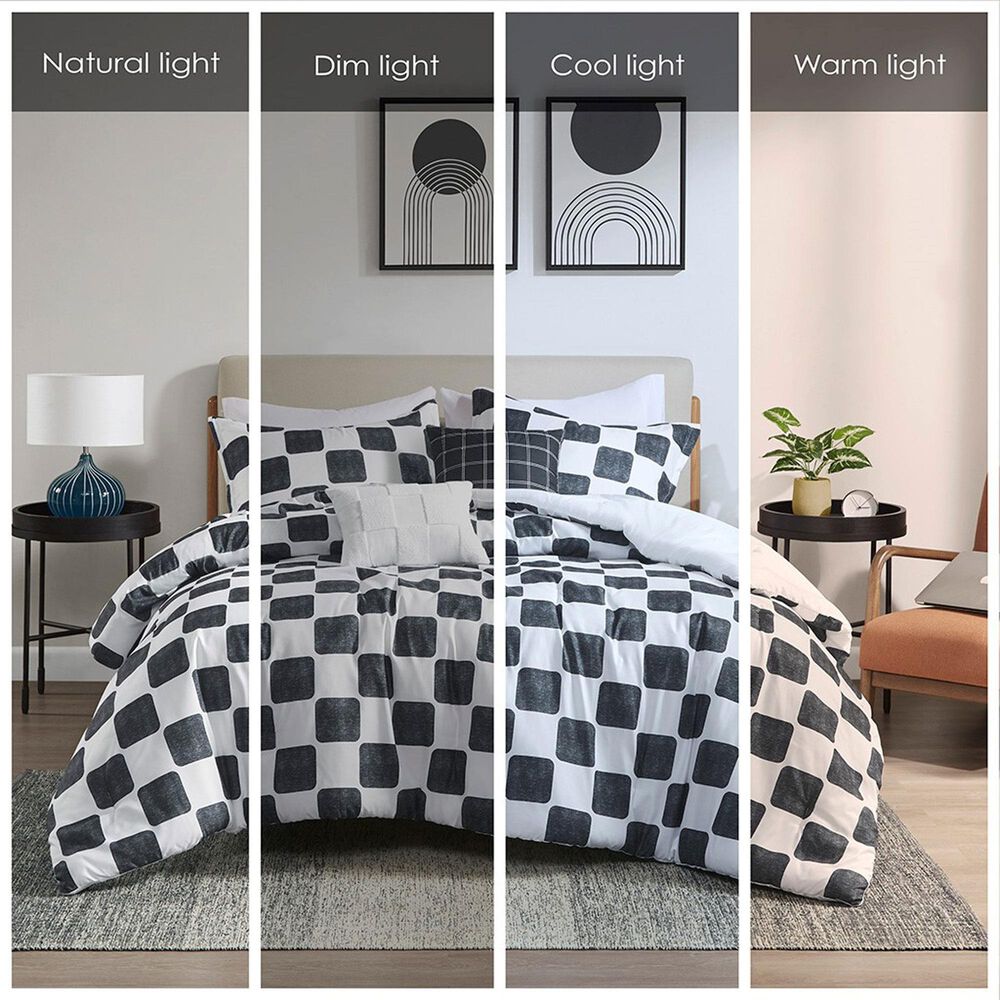 Hampton Park Miley 5-Piece Full/Queen Comforter Set in Black and White, , large