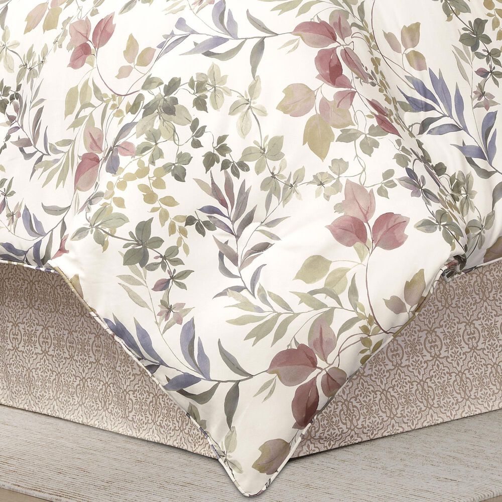 J. Queen New York Rosewood 4-Piece King Comforter Set in Rose, , large