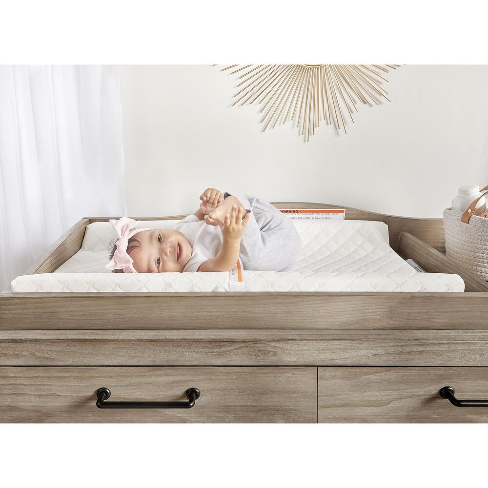 Evolur Contour Changing Pad in White, , large