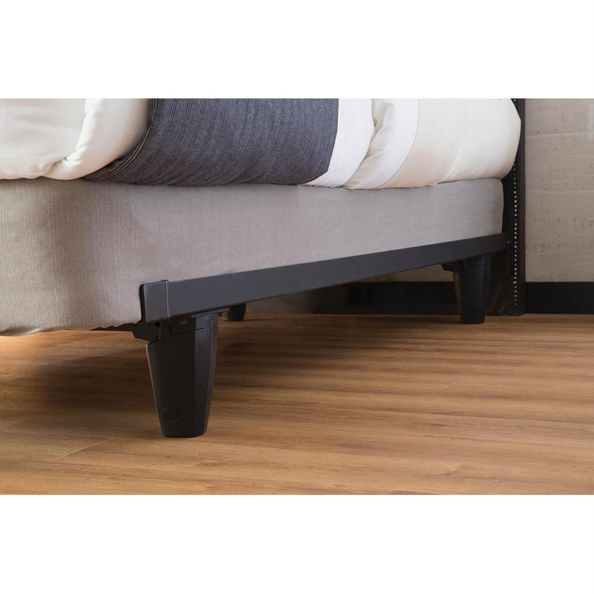 Knickerbocker Bed Company Engaurd King Bed Frame in Black NFM