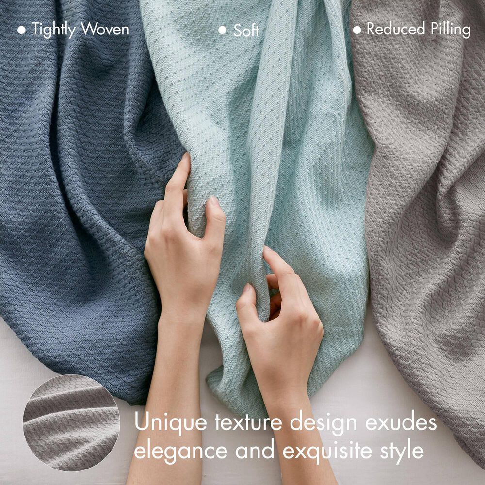 Hampton Park Egyptian Cotton King Blanket in Grey, , large