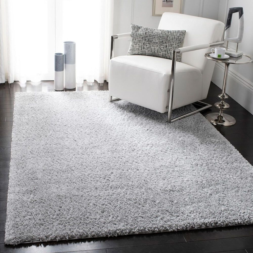 Safavieh August Shag AUG900G 5&#39;3&quot; x 7&#39;6&quot; Silver Area Rug, , large
