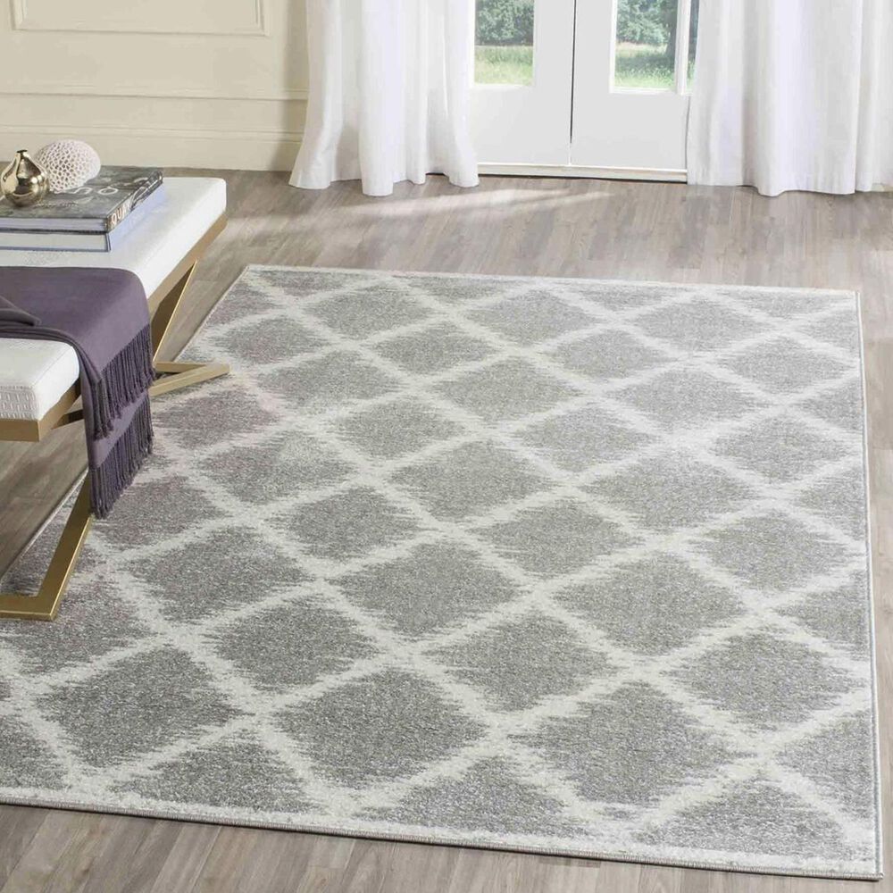 Safavieh Adirondack ADR120B 4" x 6" Silver and Ivory Area Rug, , large