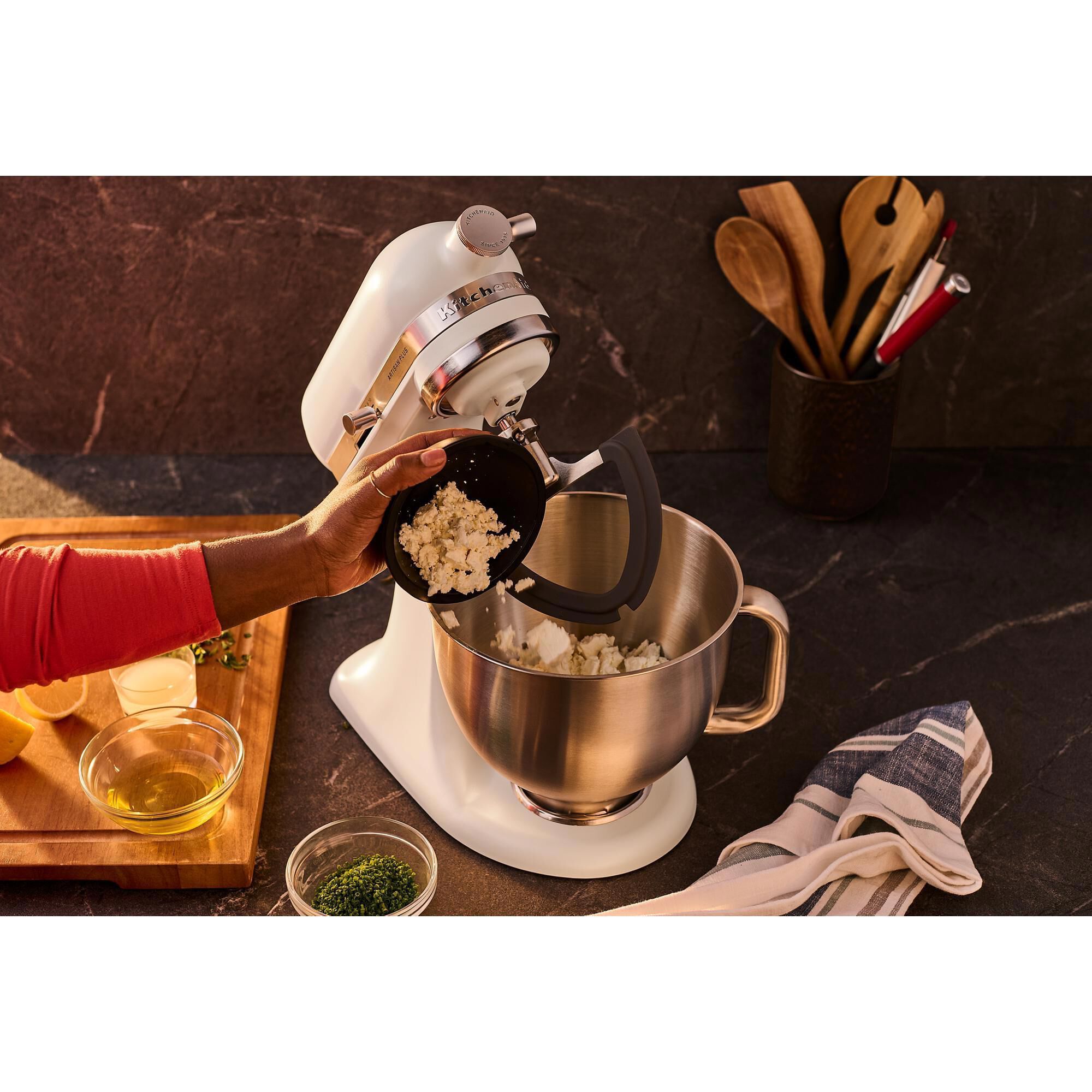 KitchenAid Artisan Plus 5-Quart Stand Mixer in Porcelain White