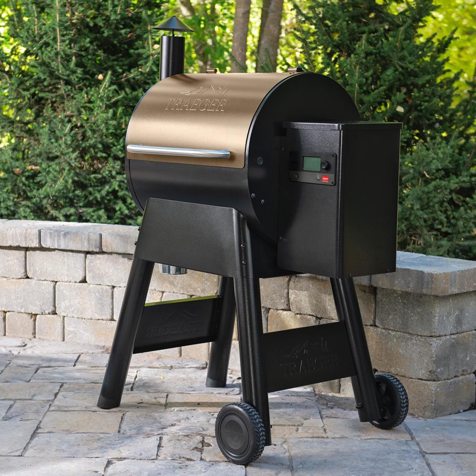 Traeger Grills Pro 575 Pellet Grill in Bronze NFM