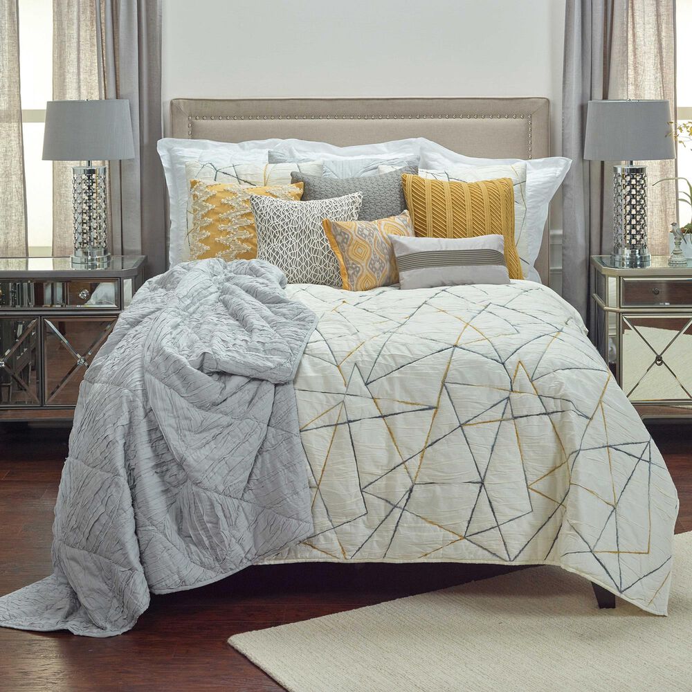 Rizzy Home Julian 8-Piece Queen Quilt Set in Natural, , large