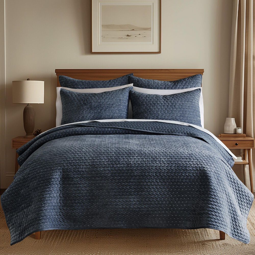 Levtex Velvet Stitch 3-Piece King/California King Reversible Quilt Set in Navy, , large