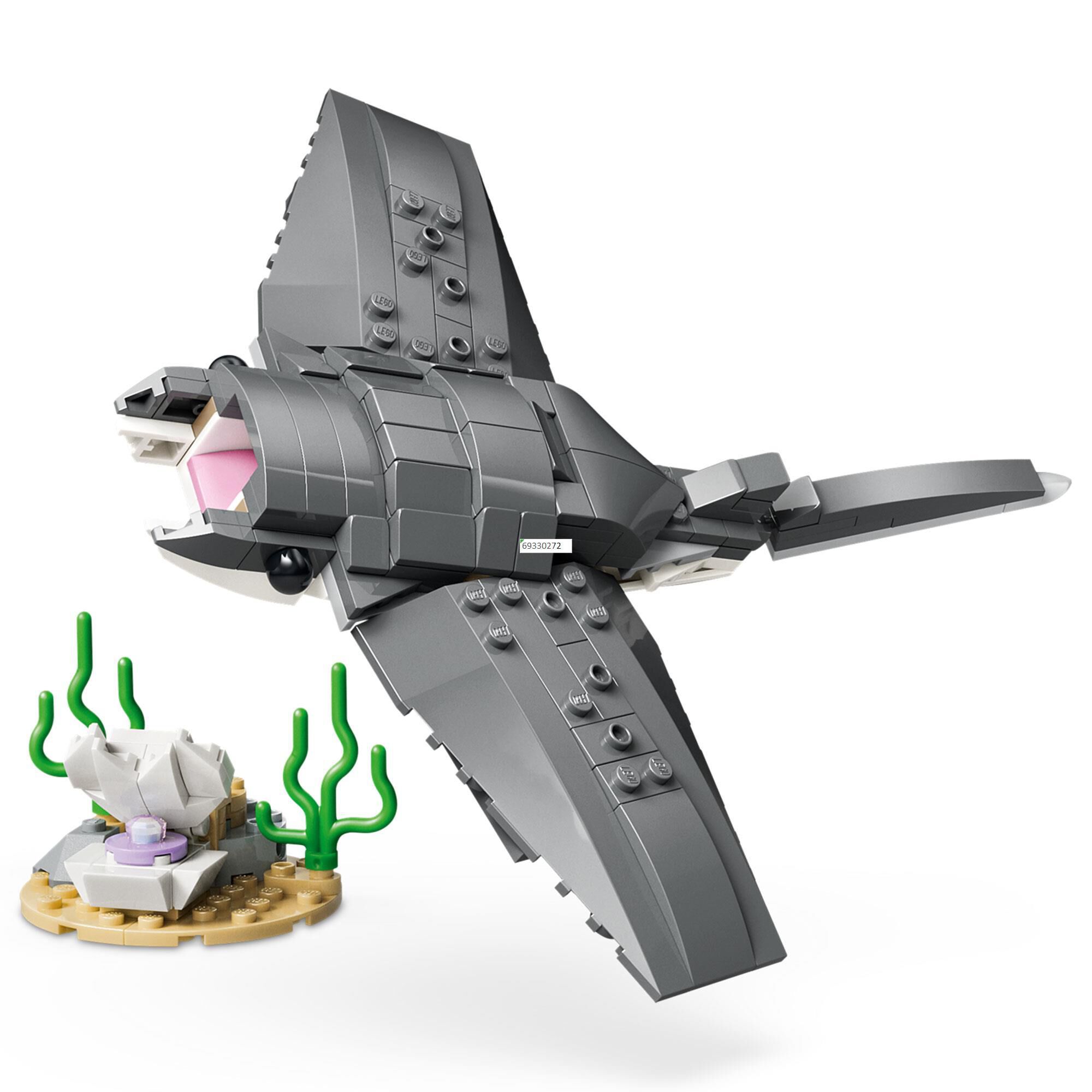 LEGO Creator Fierce Shark with a Treasure Chest Building Set