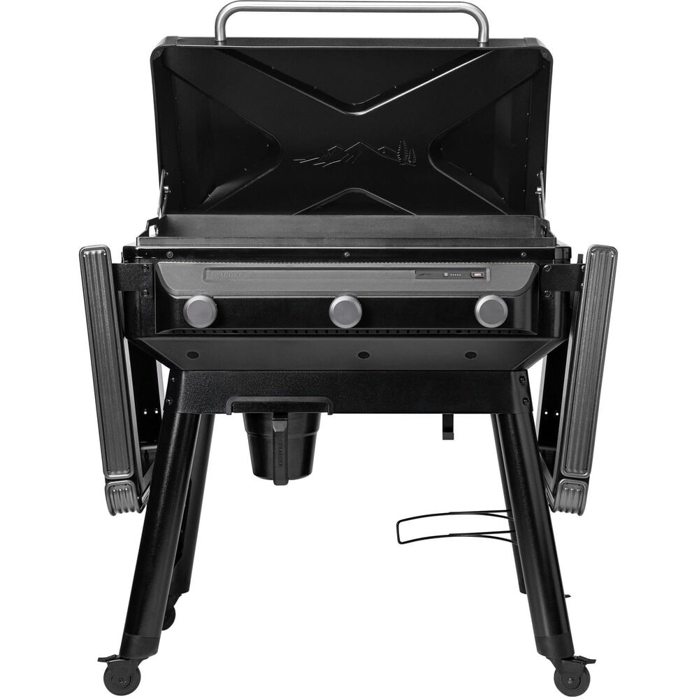 Traeger Grills Flatrock Flat Top Grill in Black, , large