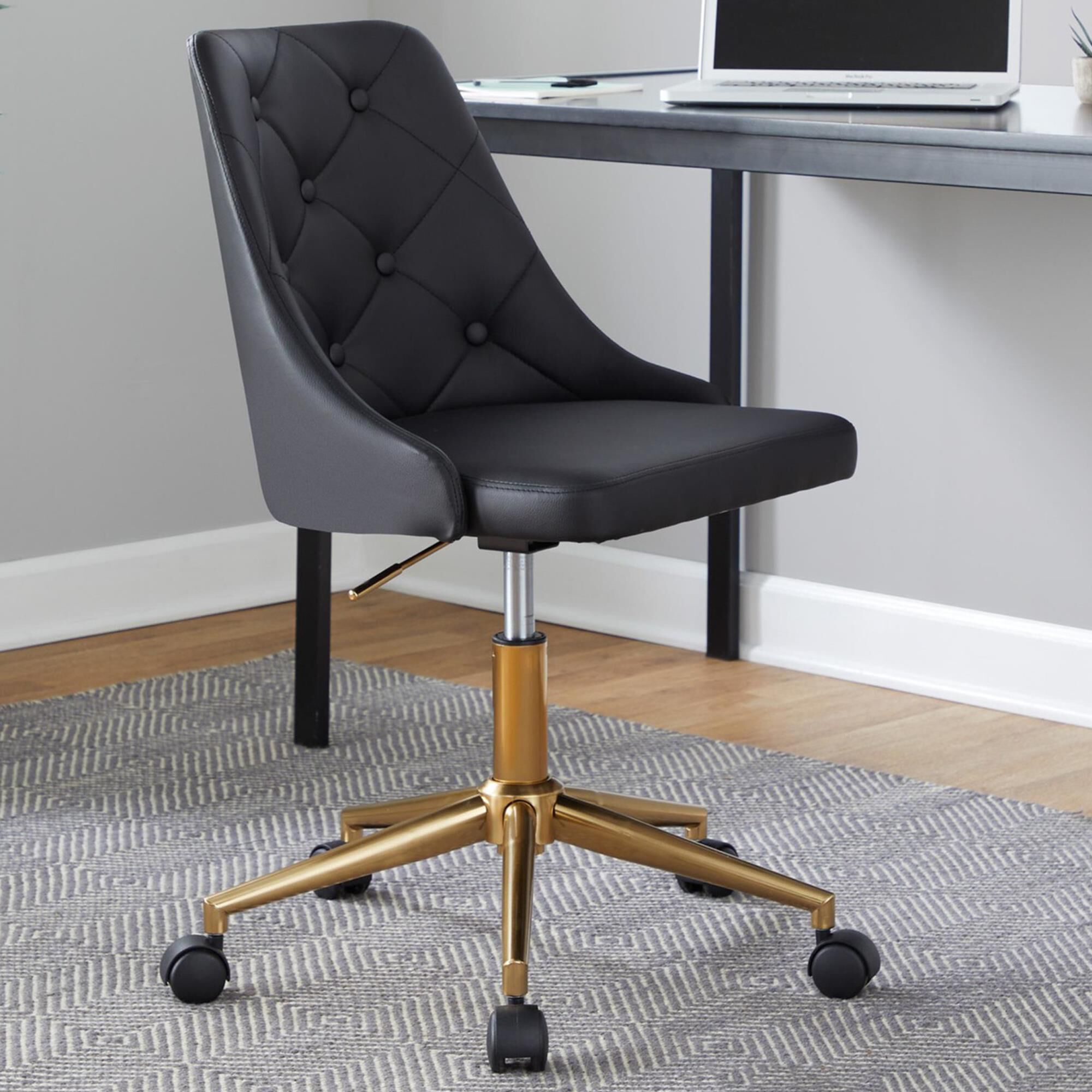 Lumisource hotsell swivel chair