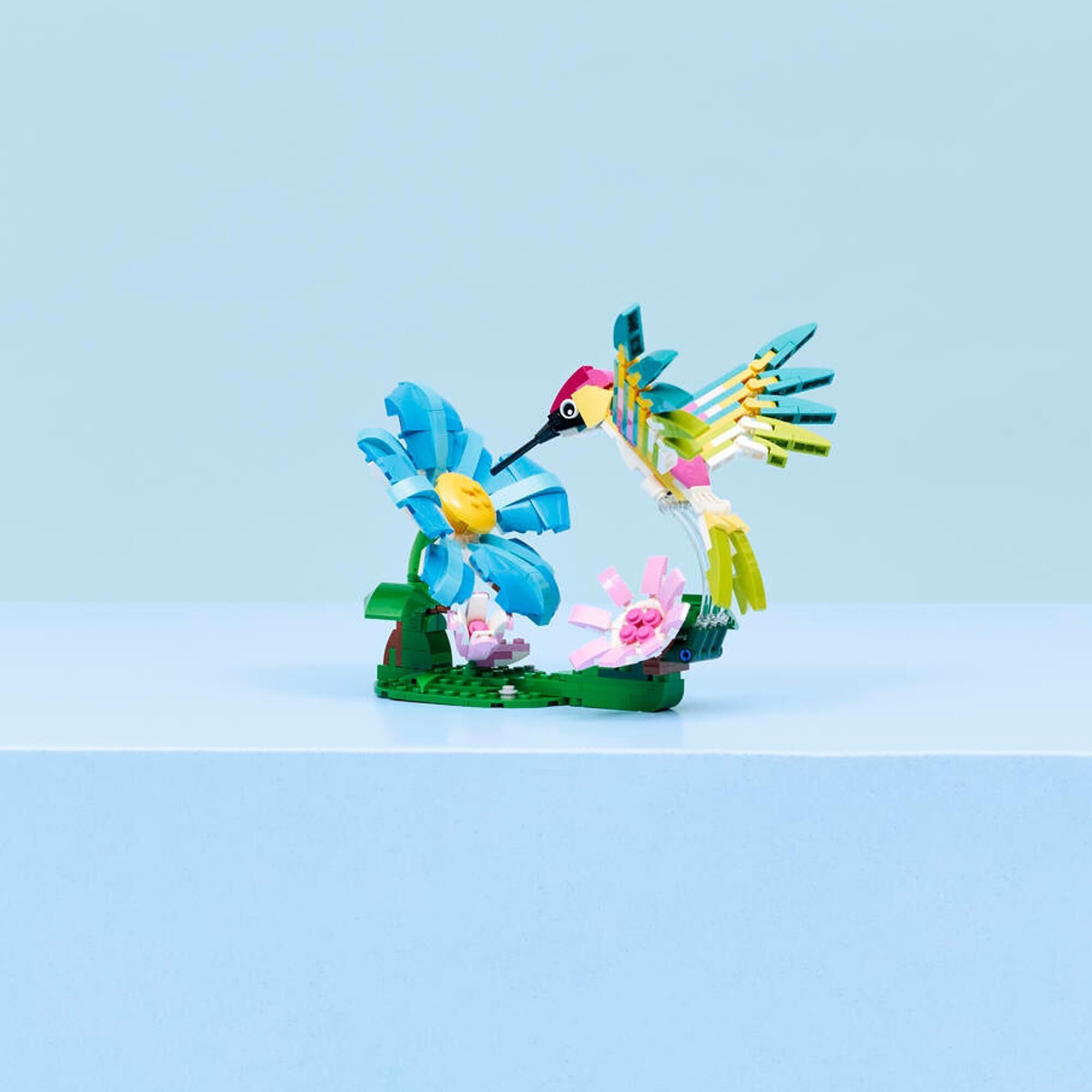 LEGO Creator Wild Animals - Colorful Hummingbird Building Set