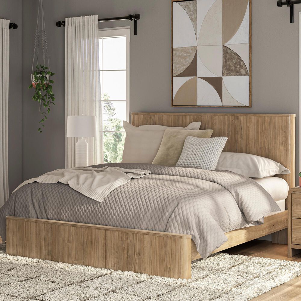 Ashley Gramburg King Panel Bed in Warm Brown, , large