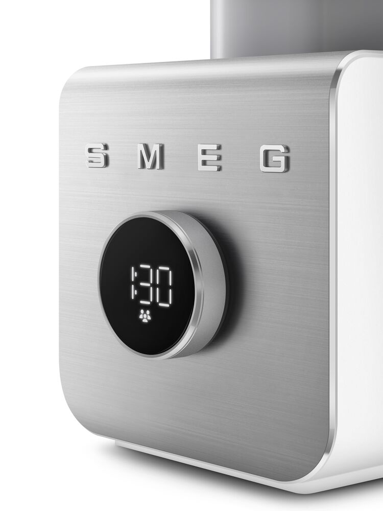 SMEG 9-Speed Professional Blender in Matte White, , large