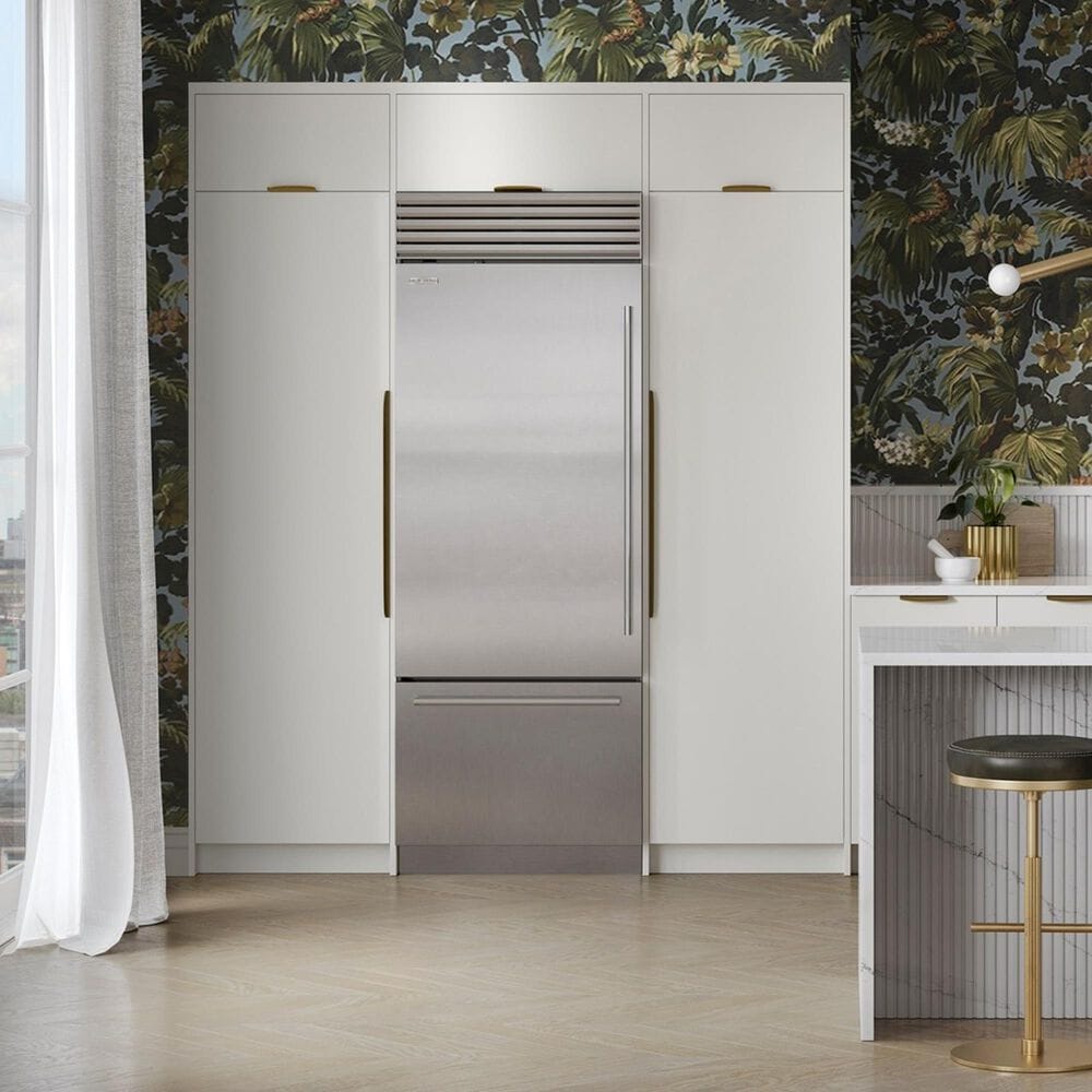 Sub Zero Classic 17 Cu. Ft. Bottom Mount Refrigerator with Left Hinge in Stainless Steel, , large
