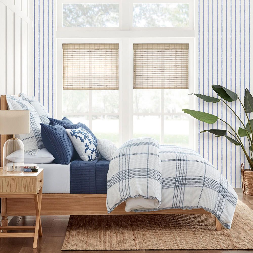 Levtex Waffle Plaid 3-Piece Full/Queen Comforter Set in Navy and White, , large
