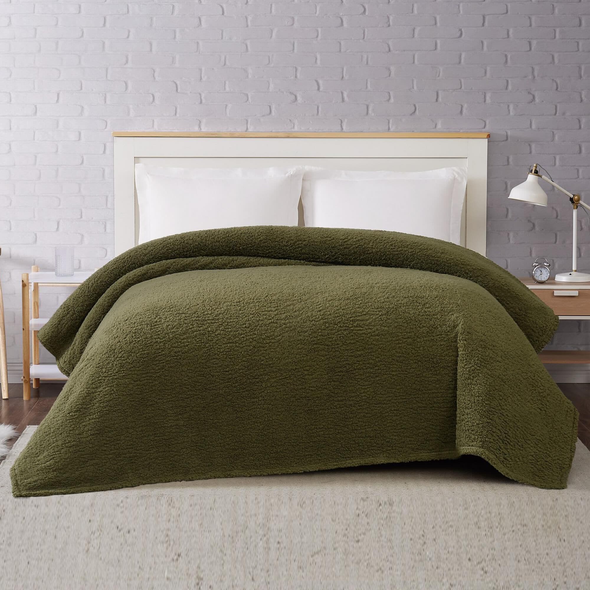 Olive green blanket queen sales
