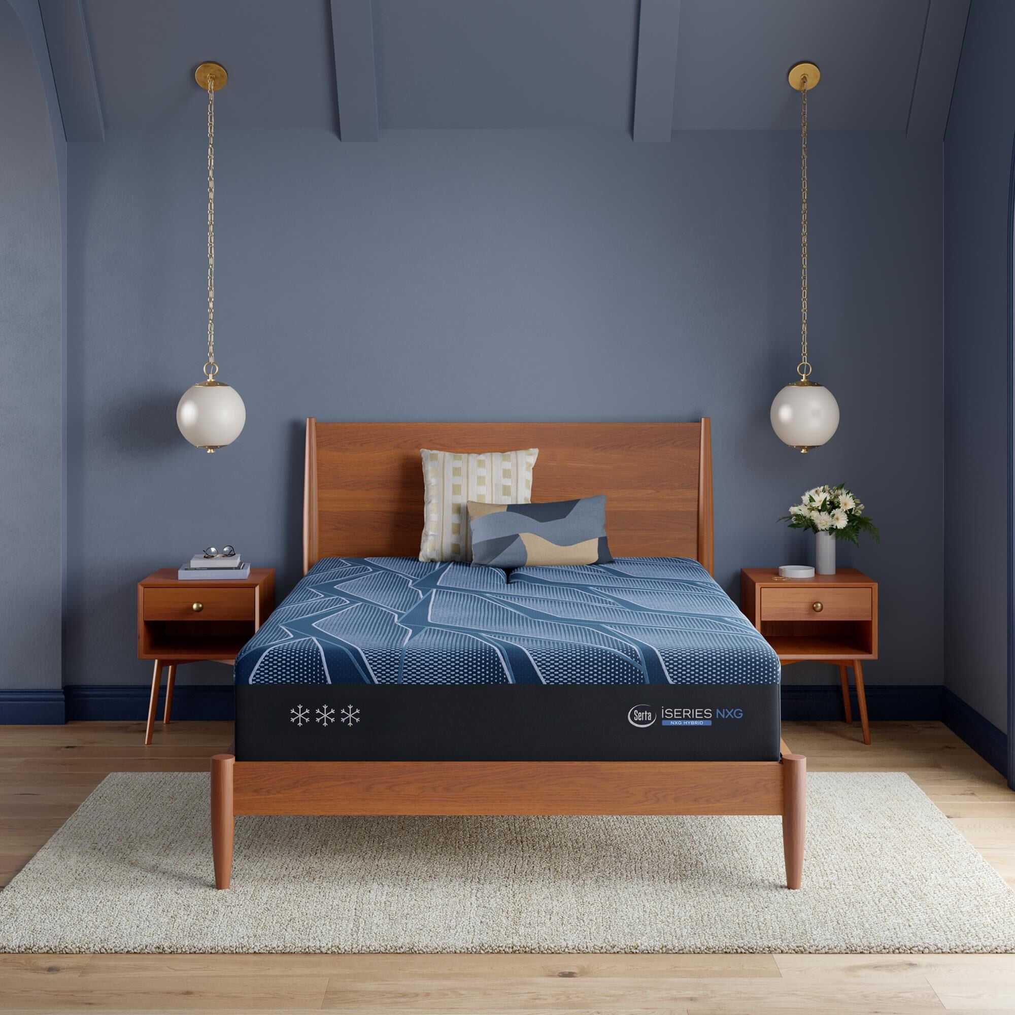 Serta iSeries NXG 4500 Hybrid Plush King Mattress