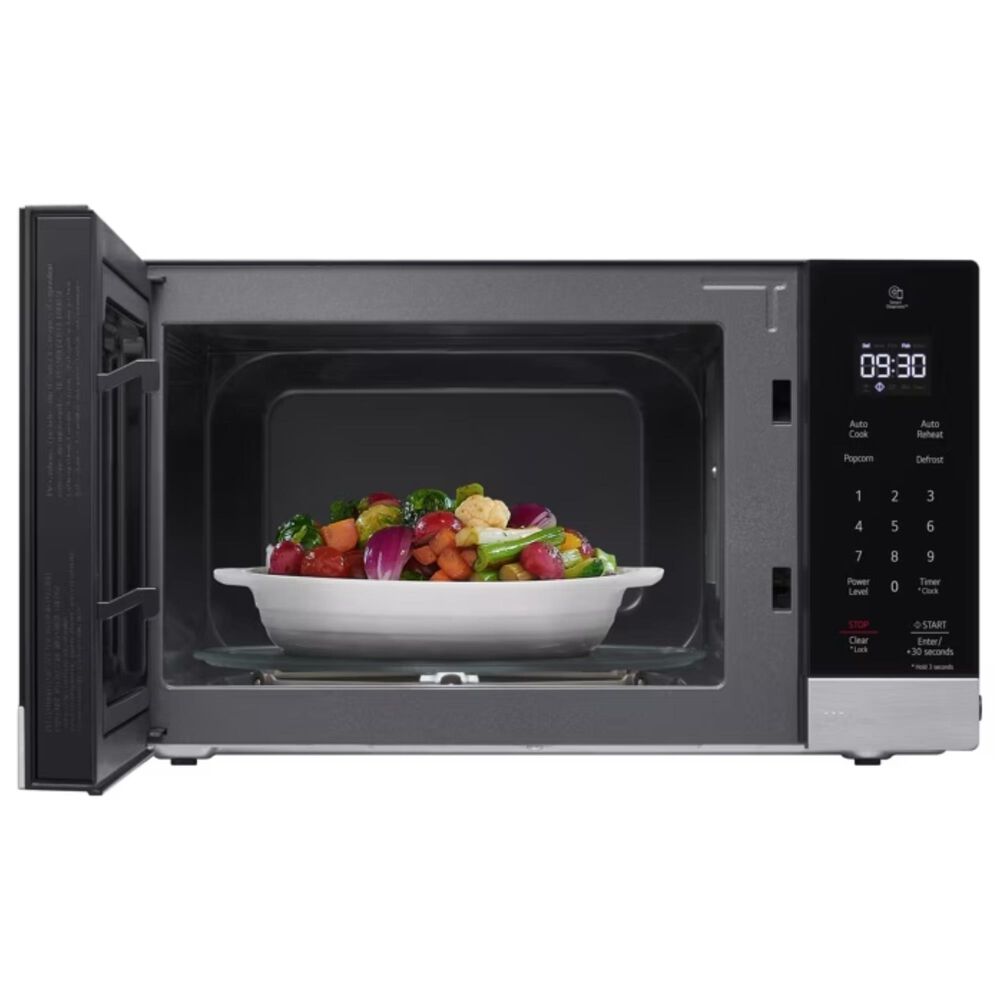 LG 0.9 Cu. Ft. NeoChef Countertop Microwave with Smart Inverter in Stainless Steel, , large