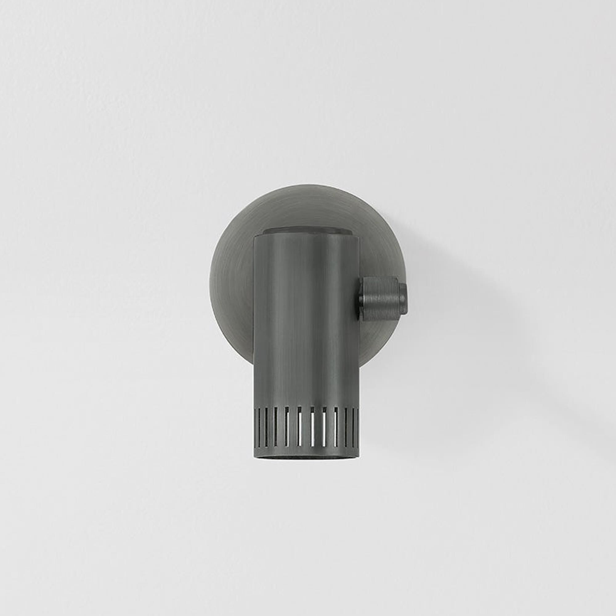 Troy Lighting Arrow 1-Light Wall Sconce in Vintage Pewter