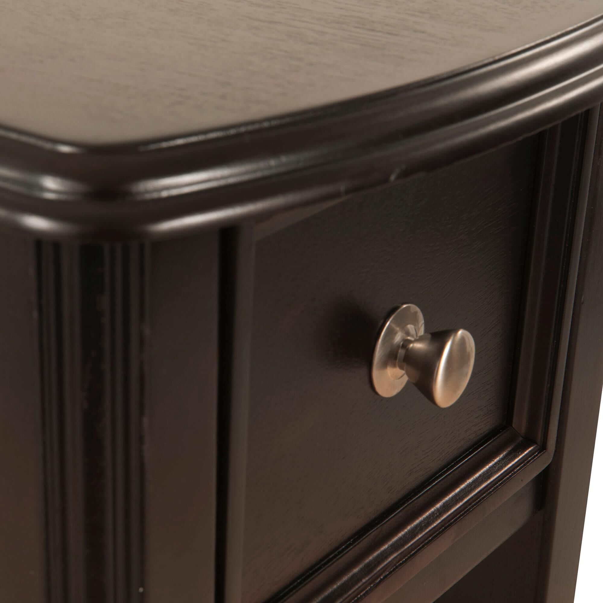 Ashley breegin 2025 chairside end table